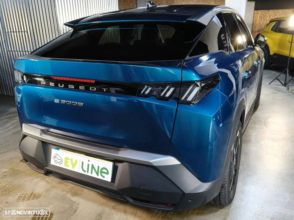 Peugeot E-3008 73 kWh Allure - 15