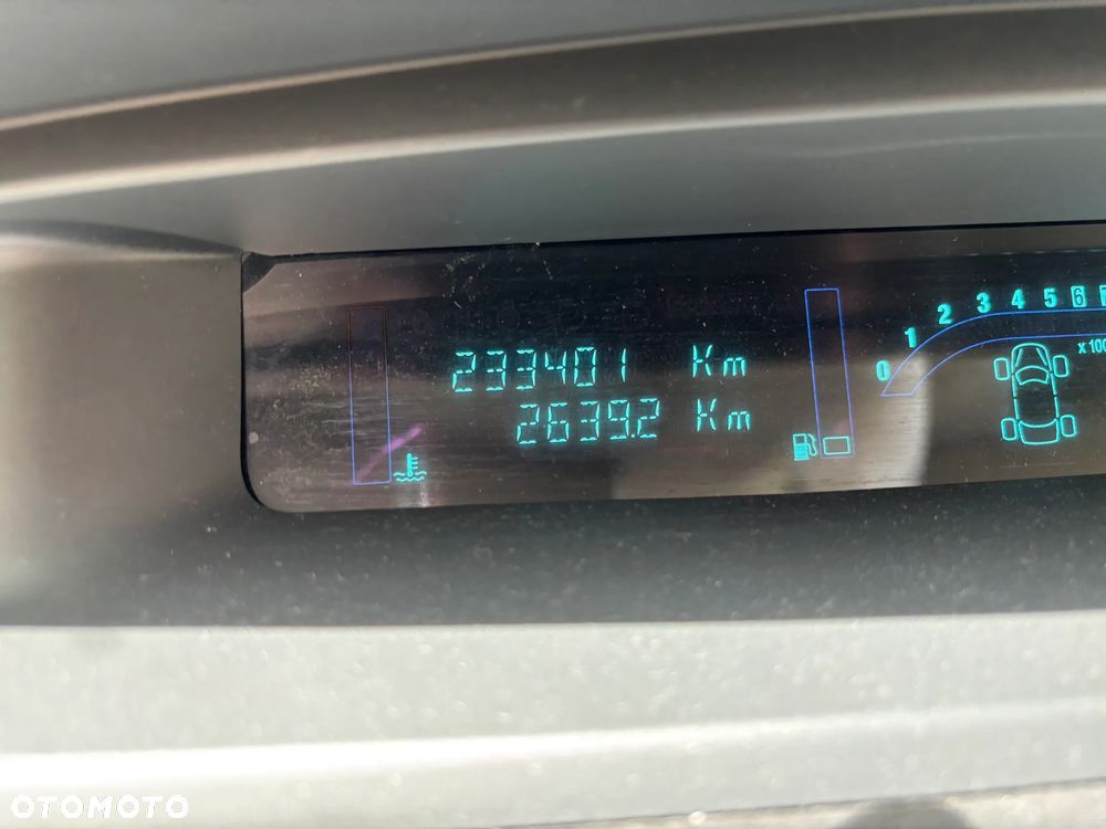 Renault Scenic 2.0 16V Privilege - 30
