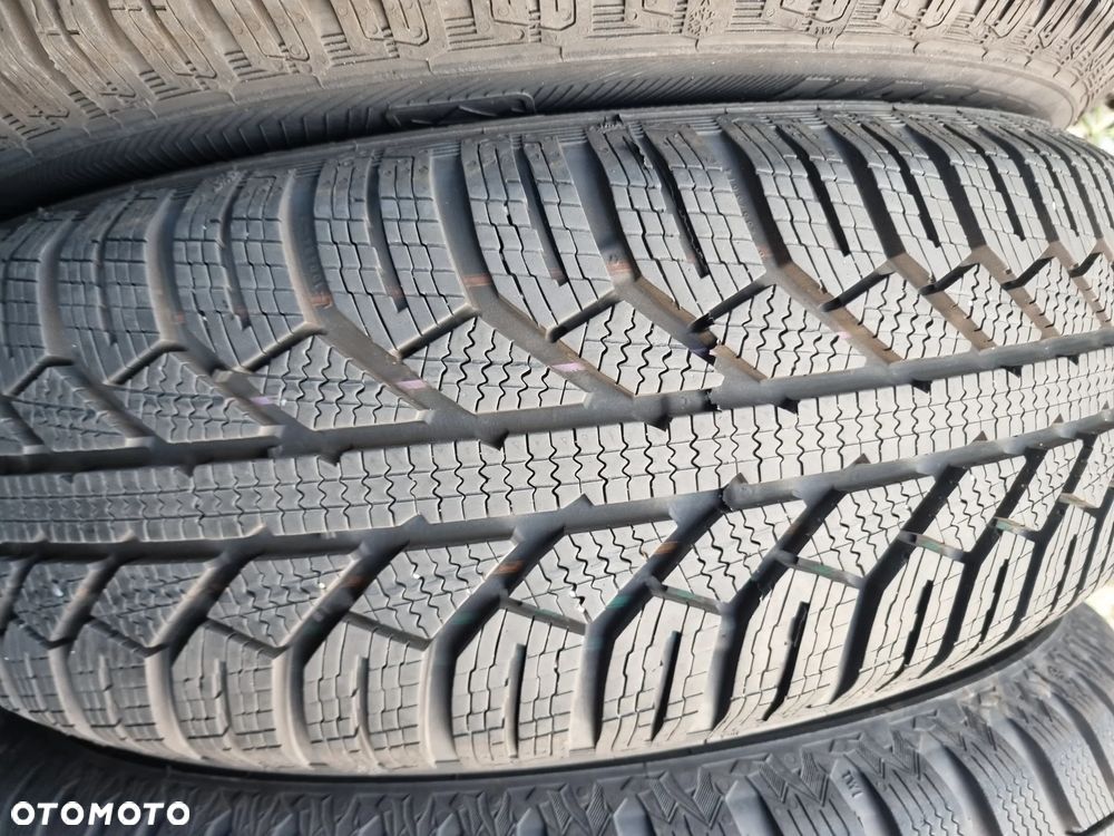 OPONA Semperit Master-Grip 2 185/65R15 88T 2019r,1x7mm bdb stan - 1