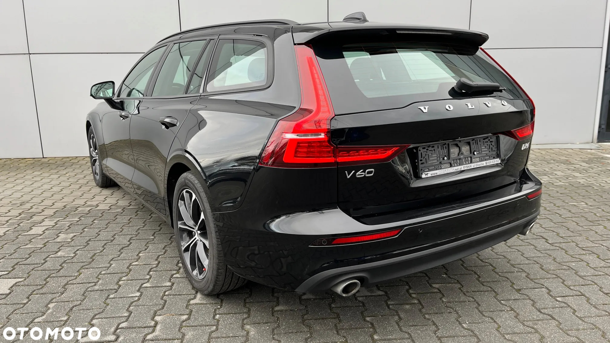 Volvo V60 D3 AWD Momentum - 6
