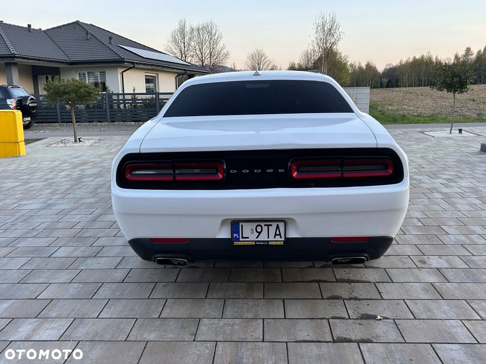 Dodge Challenger Automatik SXT Plus - 6
