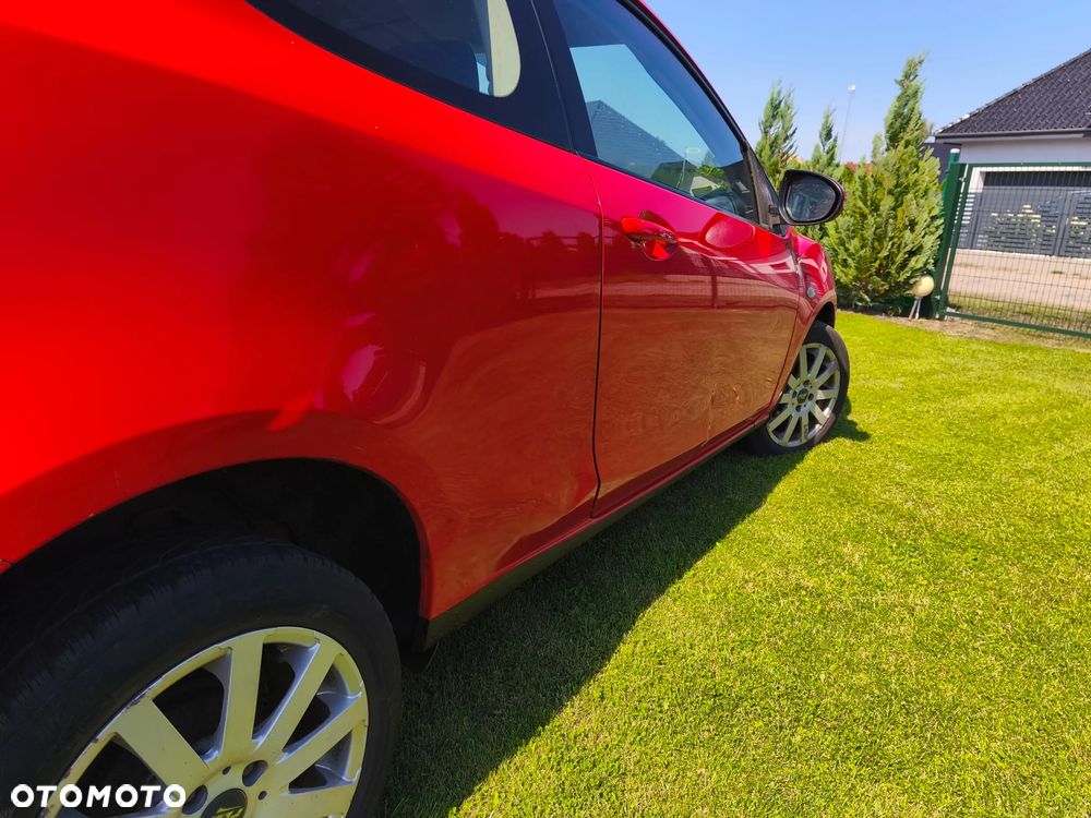 Mazda 2 1.3 Exclusive - 8