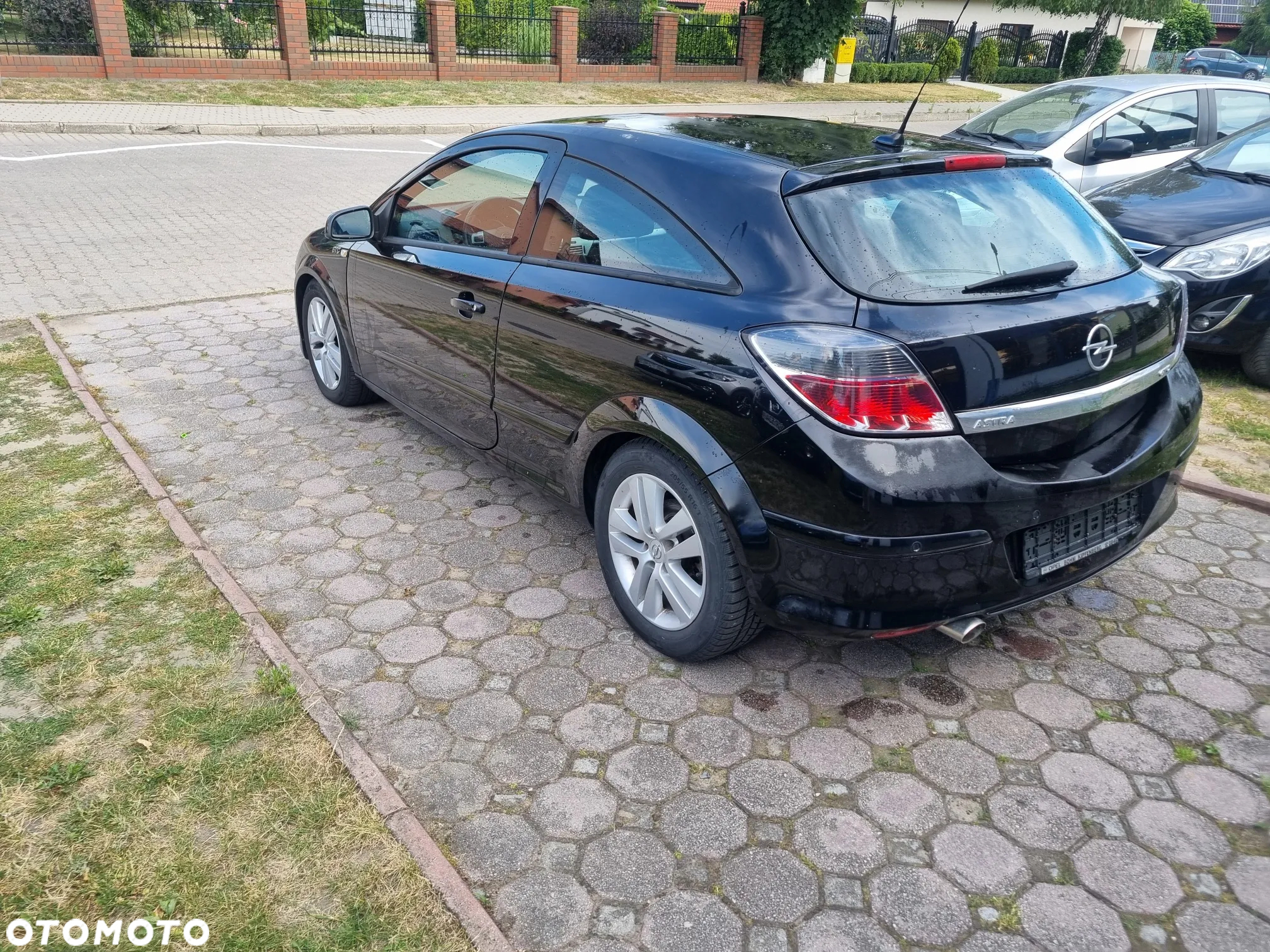 Opel Astra GTC 1.8 Edition - 5