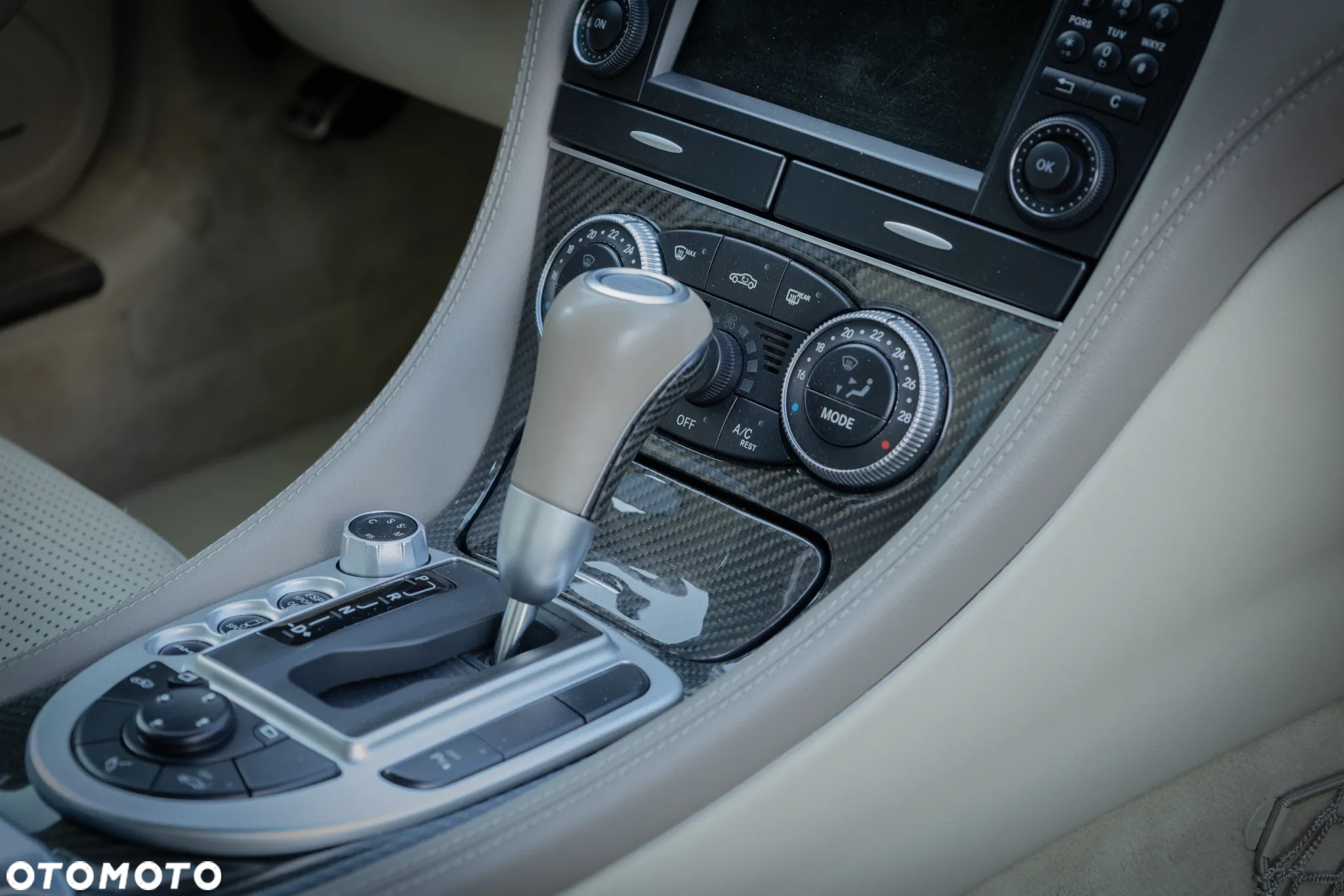 Mercedes-Benz SL 63 AMG - 20
