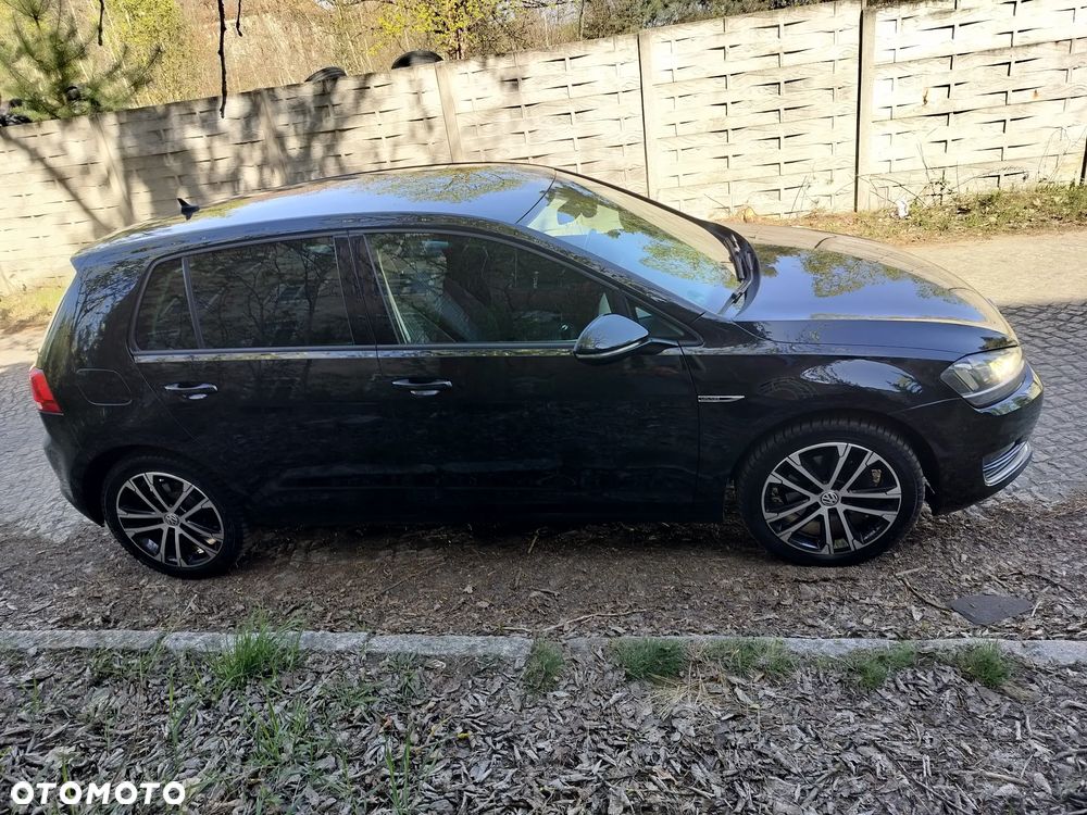 Volkswagen Golf 2.0 TDI BlueMotion Technology Lounge - 8