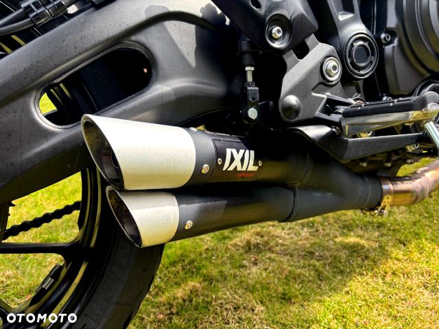 Yamaha MT - 7