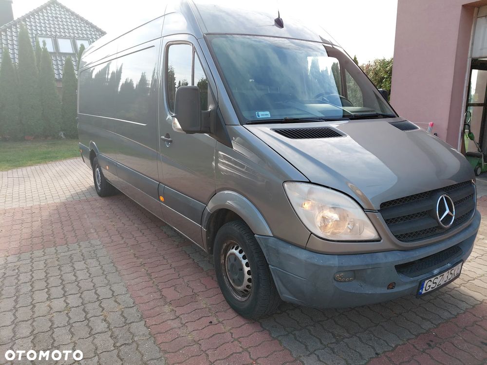 Mercedes-Benz Sprinter