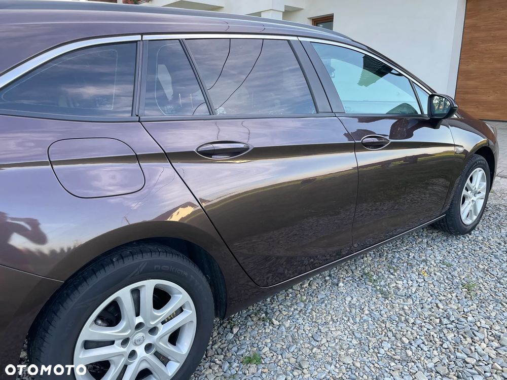 Opel Astra 1.4 T Enjoy - 6