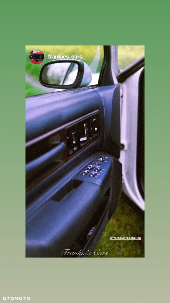 Oldsmobile Custom Cruiser - 32