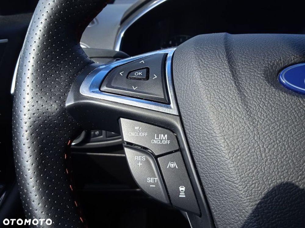 Ford Edge 2.0 EcoBlue Twin-Turbo 4WD ST-Line - 14