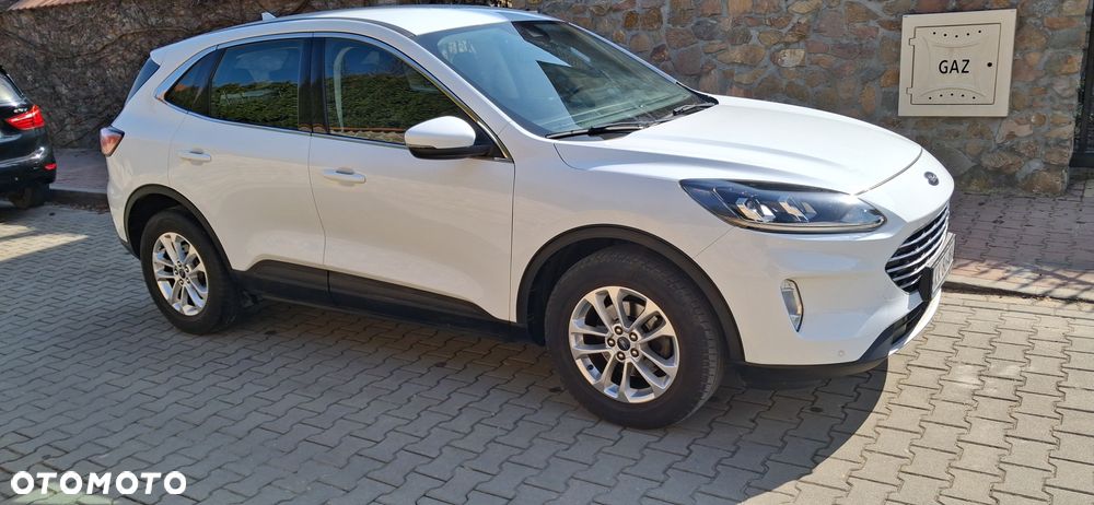 Ford Kuga 2.0 EcoBlue Hybrid TITANIUM - 3