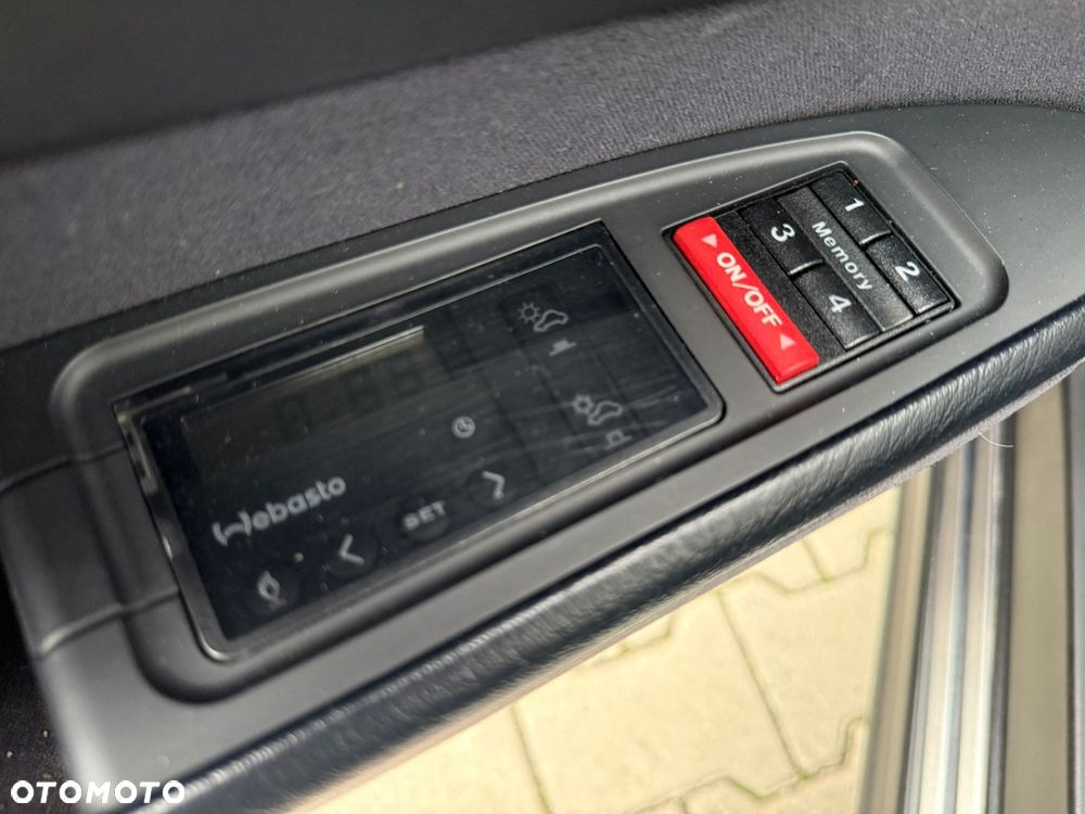 Audi A8 4.2 Quattro Tiptronic - 24