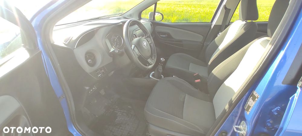 Toyota Yaris 1.5 Premium - 7