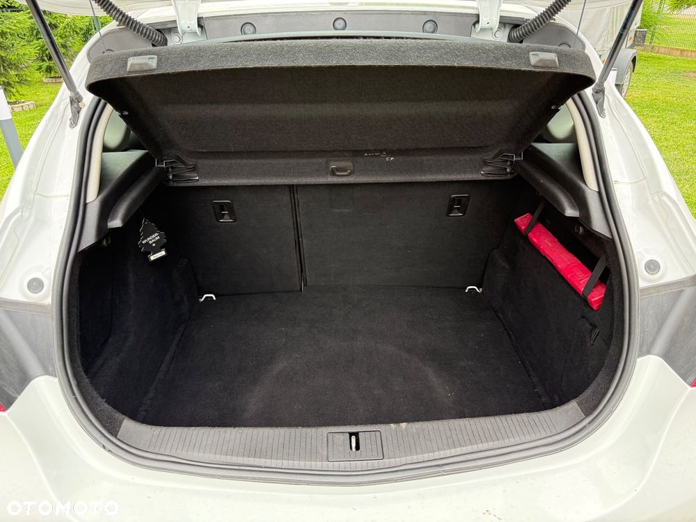 Opel Astra - 12