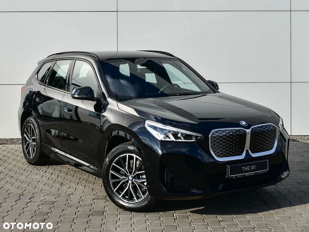 BMW iX1 xDrive30 - 6