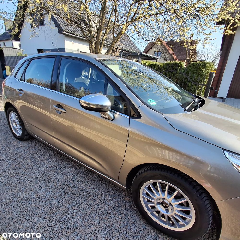 Citroën C4 1.4 VTi Attraction - 8