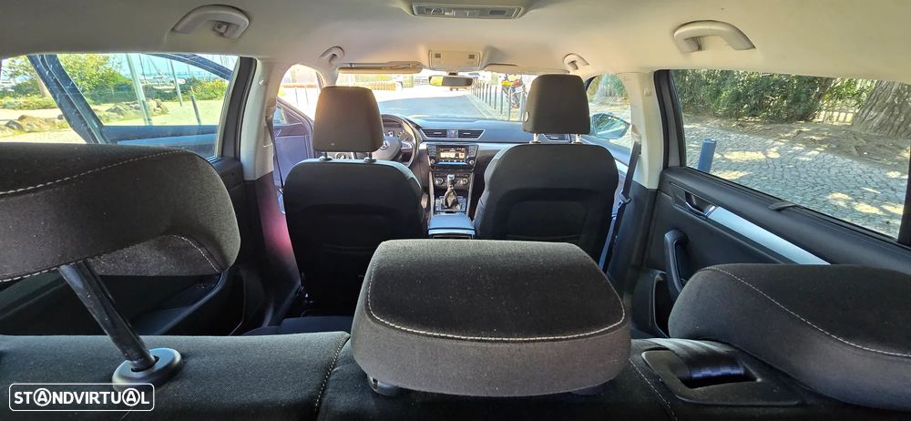 Skoda Superb Break 1.6 TDI Ambition Greenline - 9