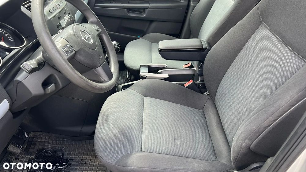 Opel Zafira 1.8 Cosmo - 9