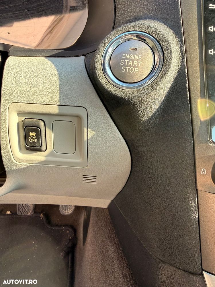 Lexus Seria IS 220d Luxury - 12