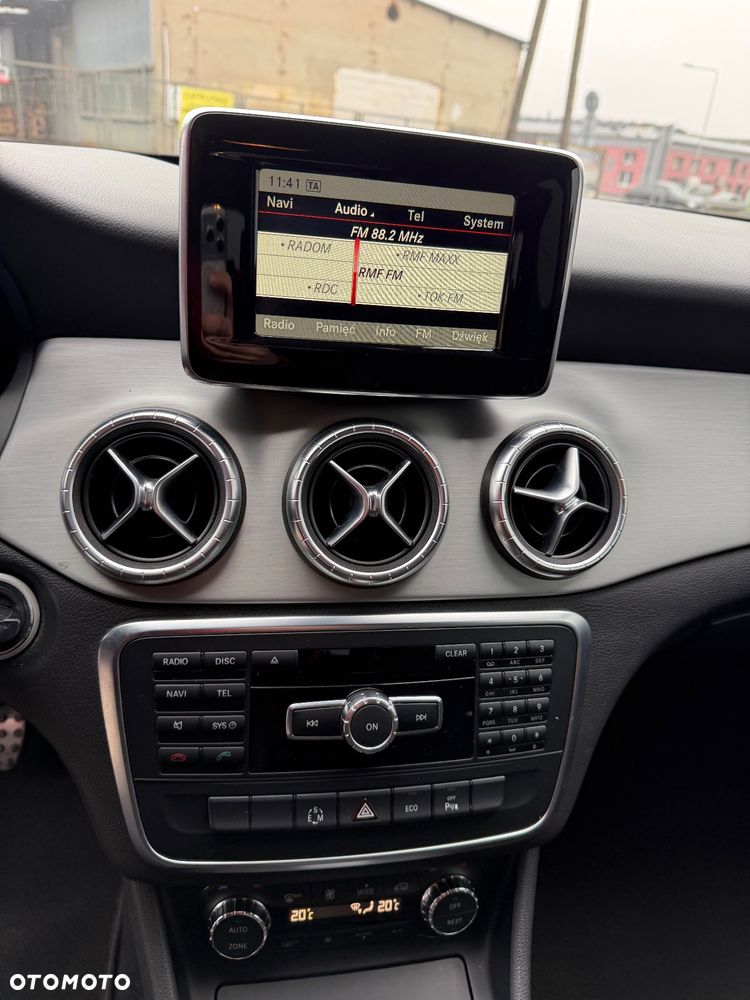 Mercedes-Benz CLA 220 CDI 7G-DCT AMG Line - 26