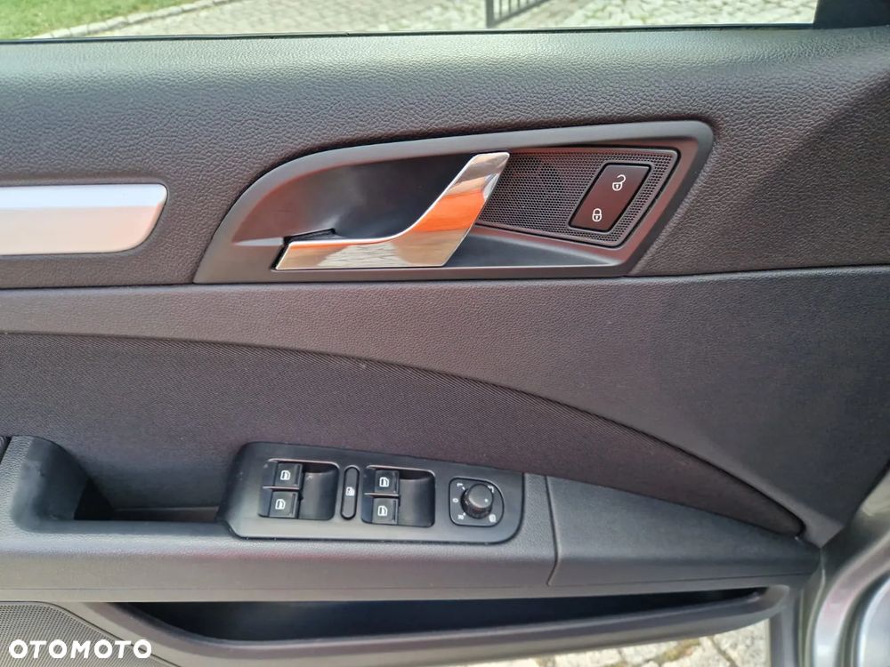 Skoda Superb 1.6 TDI Active Greenline - 18