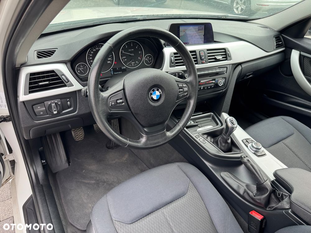 BMW Seria 3 316d Advantage - 17