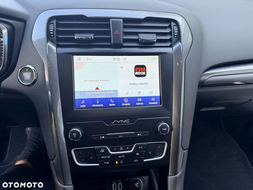 Ford Mondeo - 32