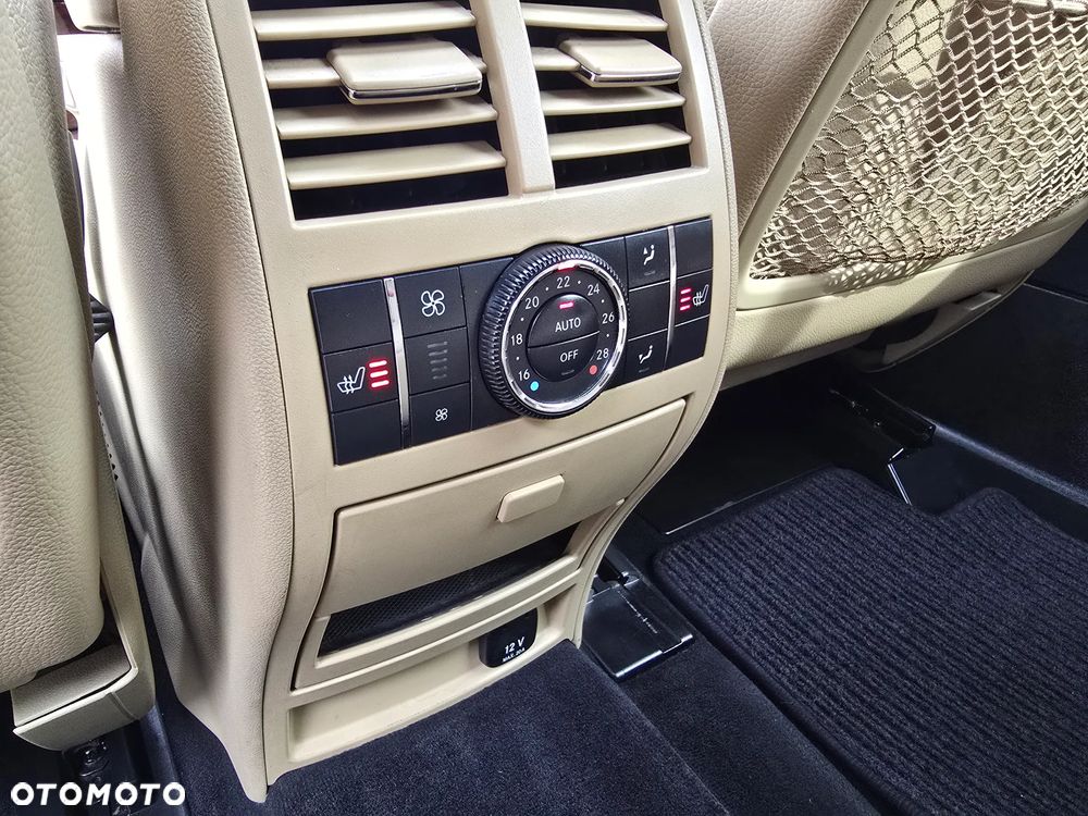Mercedes-Benz ML 320 CDI 4Matic 7G-TRONIC DPF Edition 10 - 11