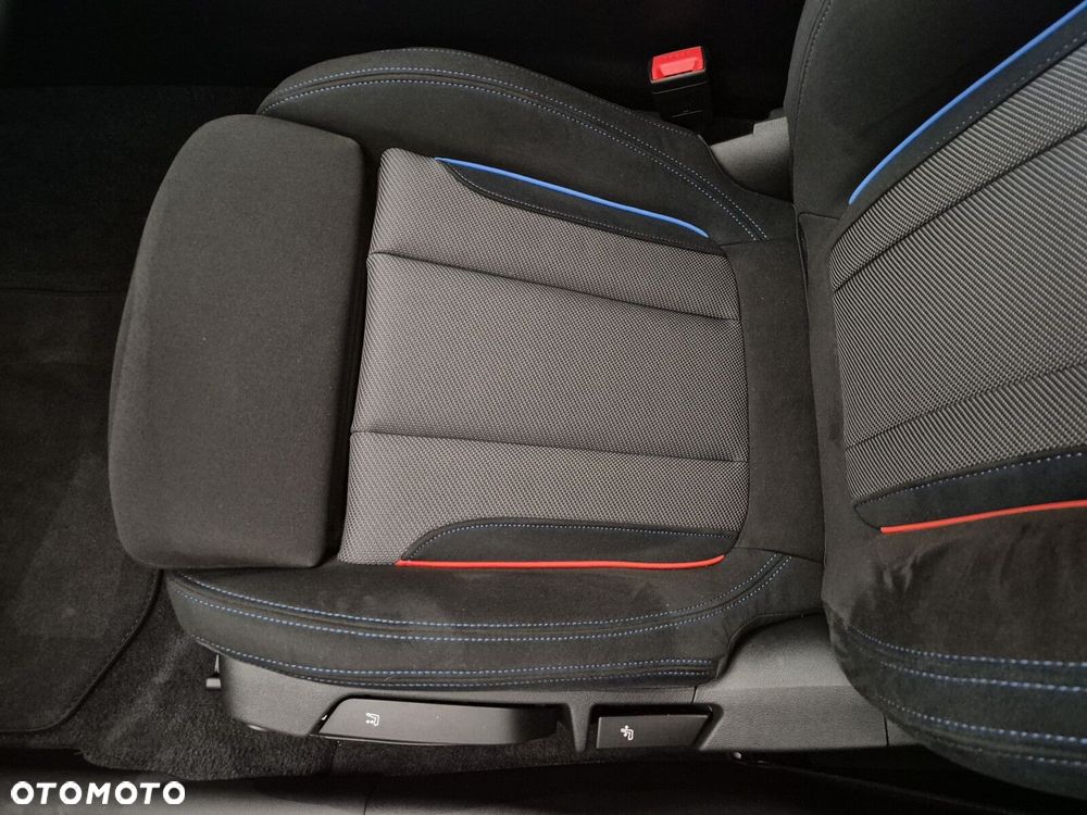 BMW Seria 3 320d xDrive mHEV sport - 13