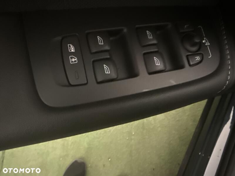 Volvo XC 60 - 12