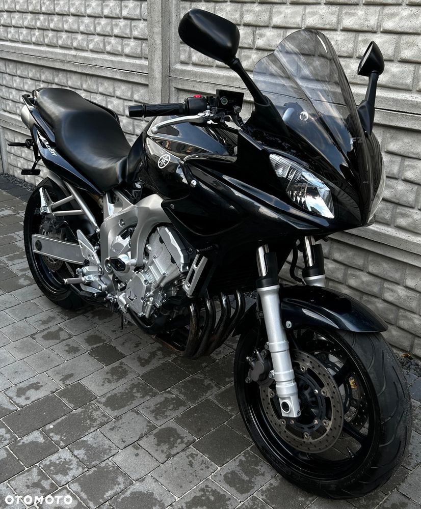 Yamaha FZS