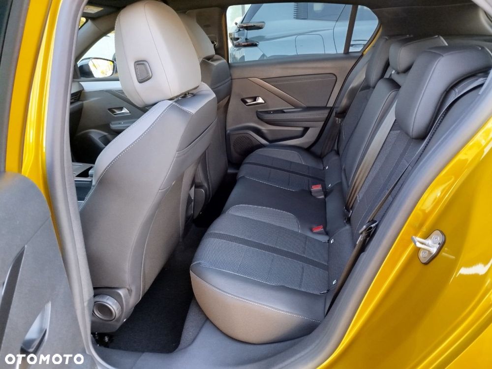 Opel Astra - 14