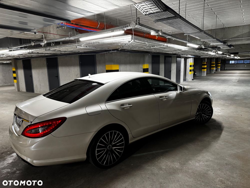 Mercedes-Benz CLS 350 CDI 4-Matic BlueEff - 16