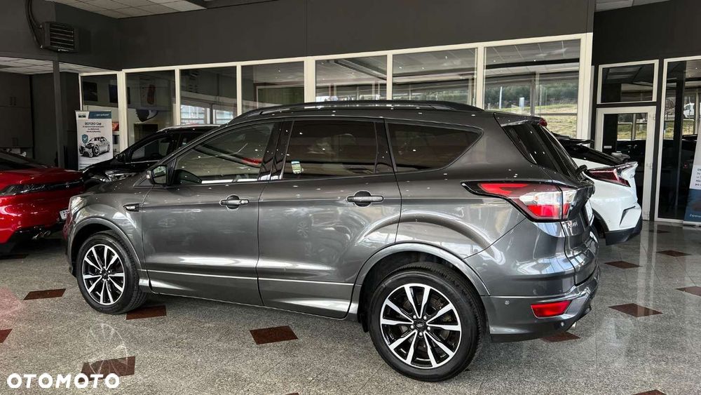 Ford Kuga - 26