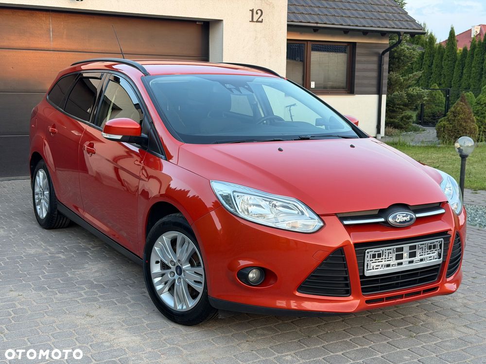 Ford Focus 1.6 Edition - 12