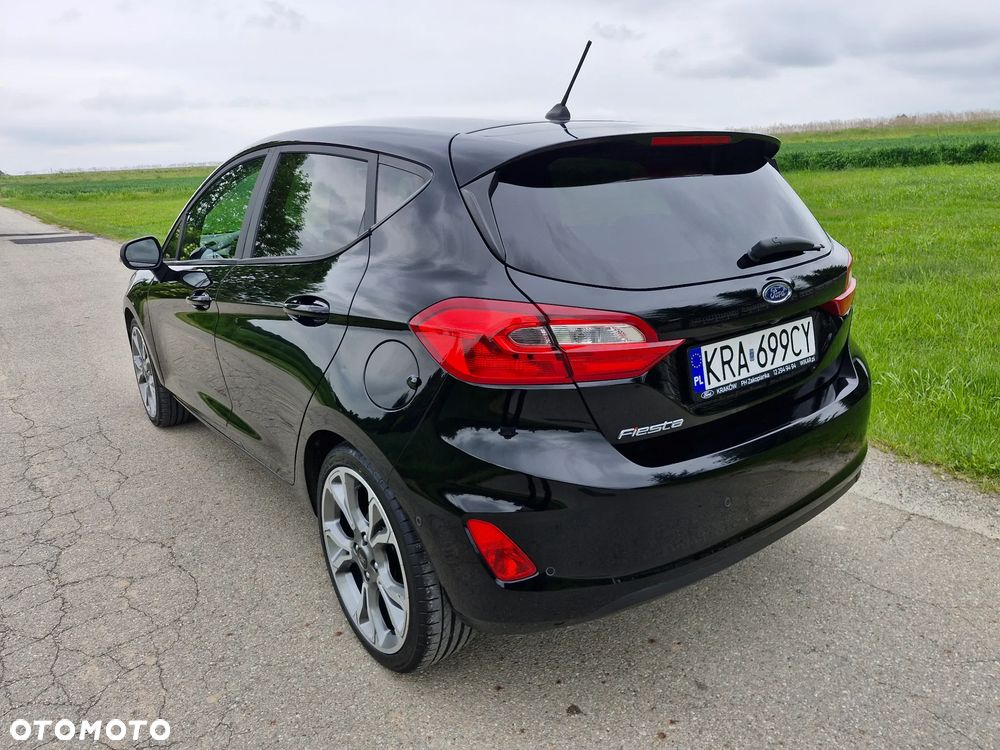 Ford Fiesta 1.0 EcoBoost S&S TITANIUM - 5