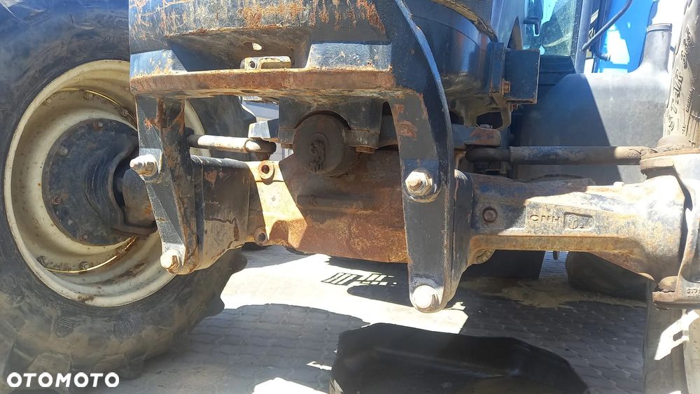 Obudowa mostu przedniego SuperSteer New Holland TM175 - 1