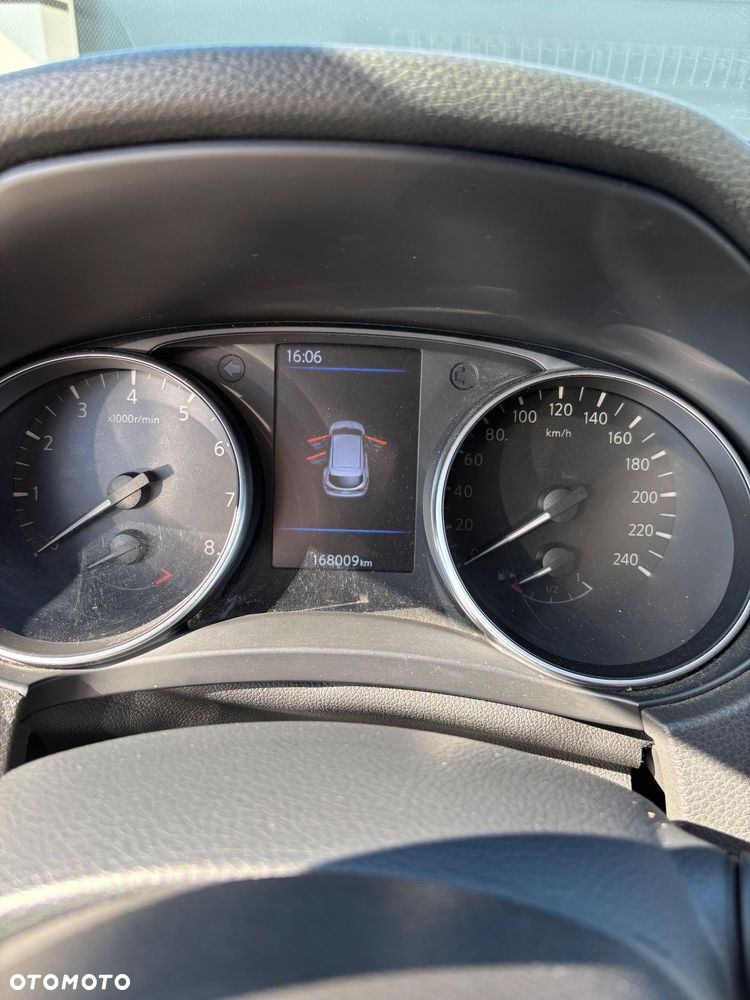 Nissan Qashqai 1.3 DIG-T N-Connecta DCT - 6