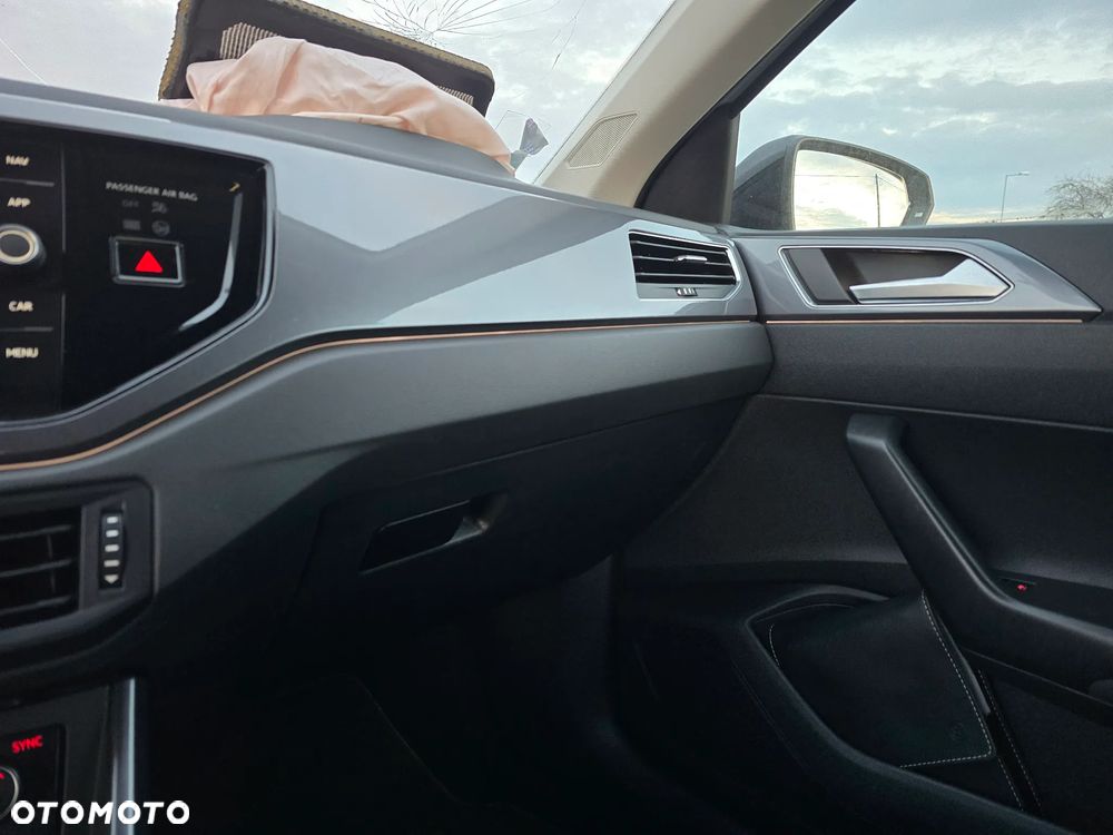 Volkswagen Polo 1.0 TSI OPF R-Line - 10