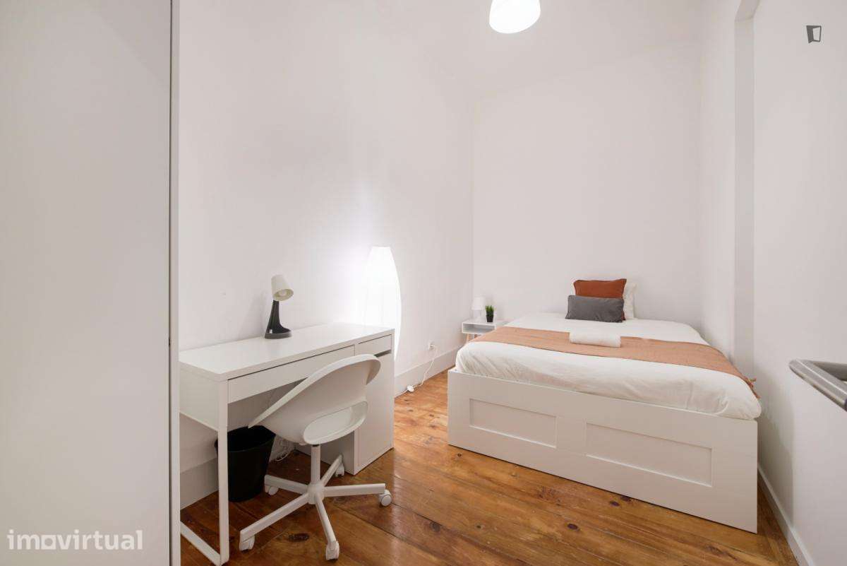 Quarto - localizado em Entrecampos Lisbon - Grande imagem: 2/21