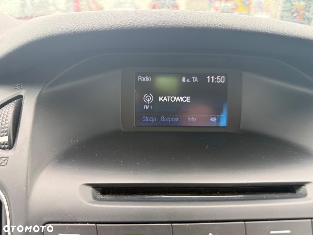 Ford Focus 1.6 SYNC Edition - 19