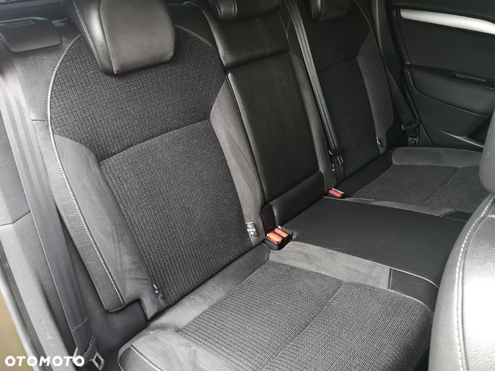 Citroën C4 2.0 HDi Exclusive - 25