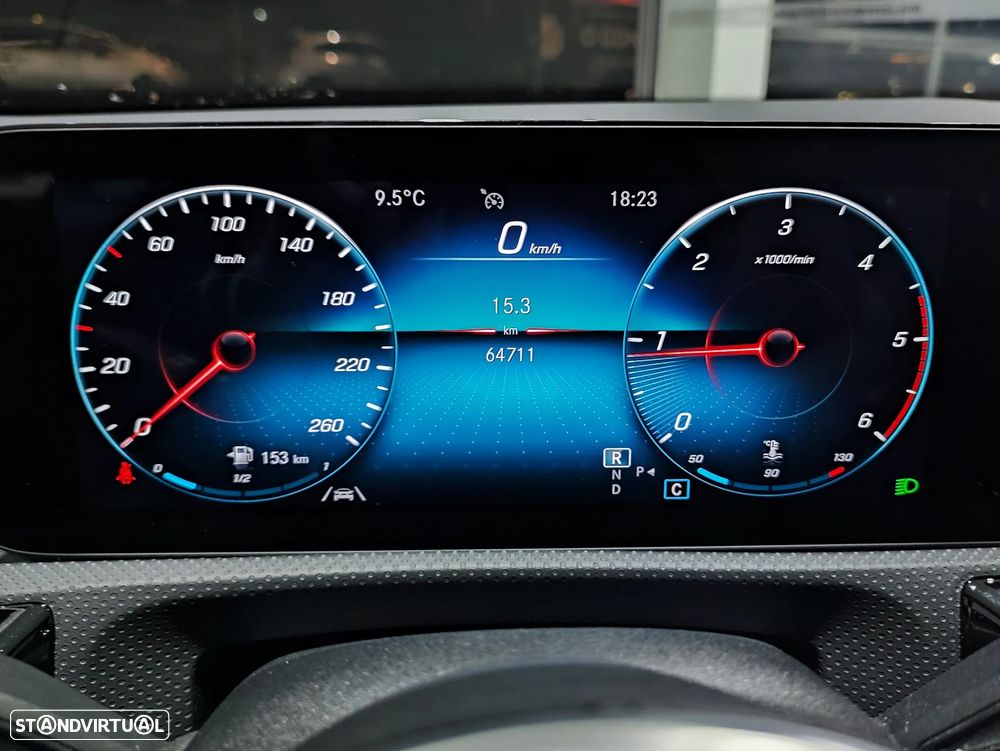 Mercedes-Benz A 180 Limousine d Progressive Aut. - 10