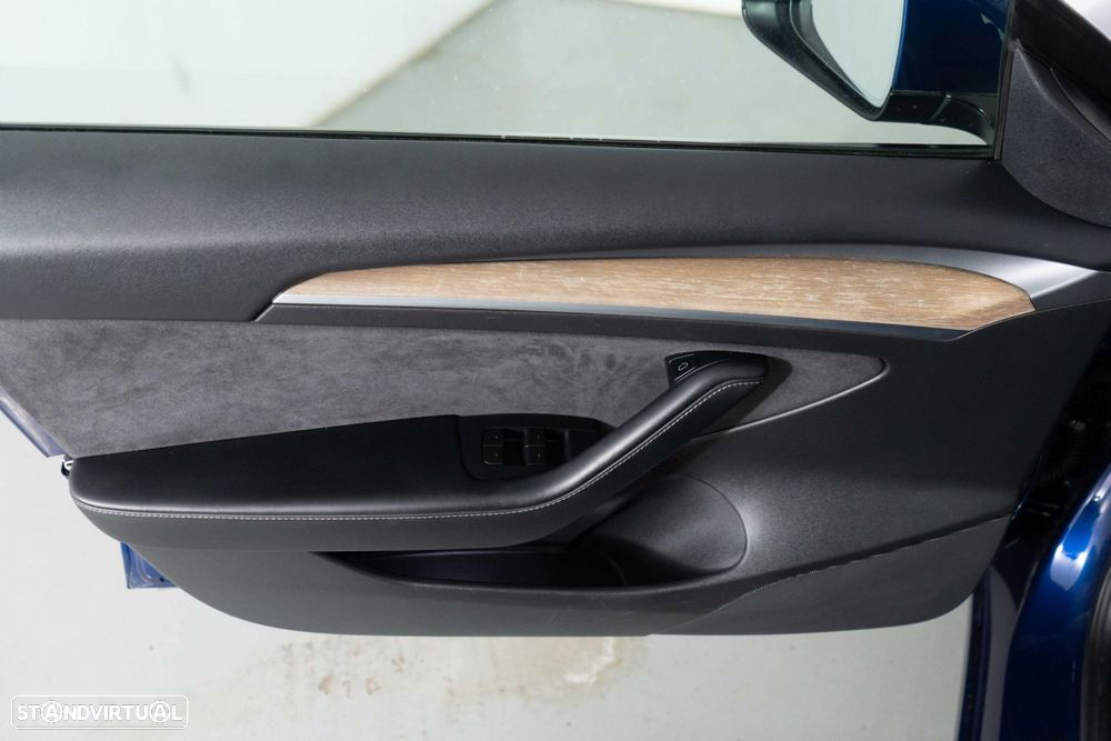 Tesla Model 3 Long Range Tração Integral Premium - 19