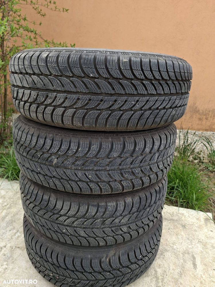 Volkswagen Passat 1.6 Family - 9