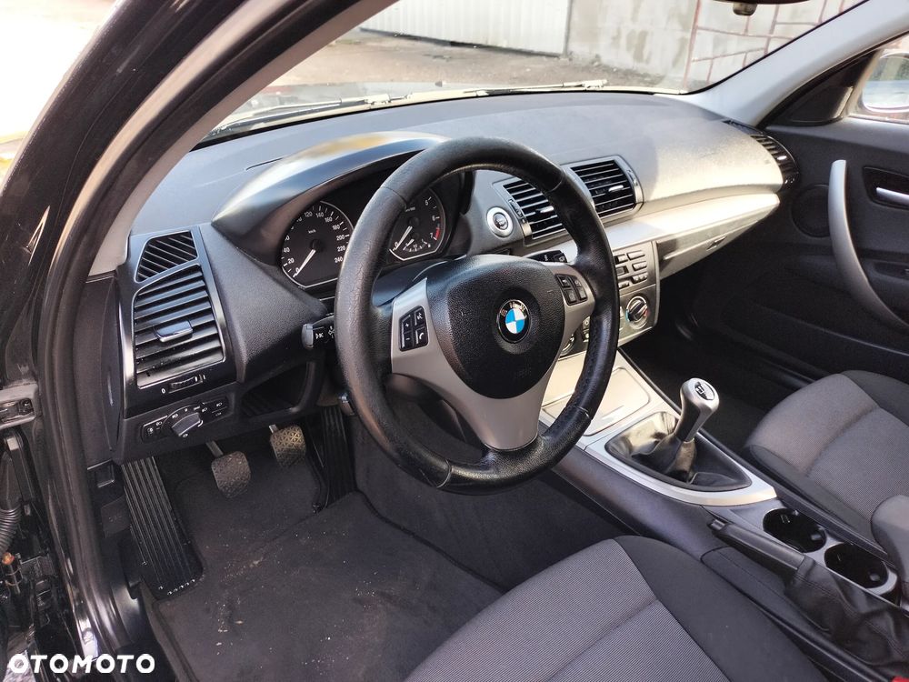 BMW Seria 1 116i - 4