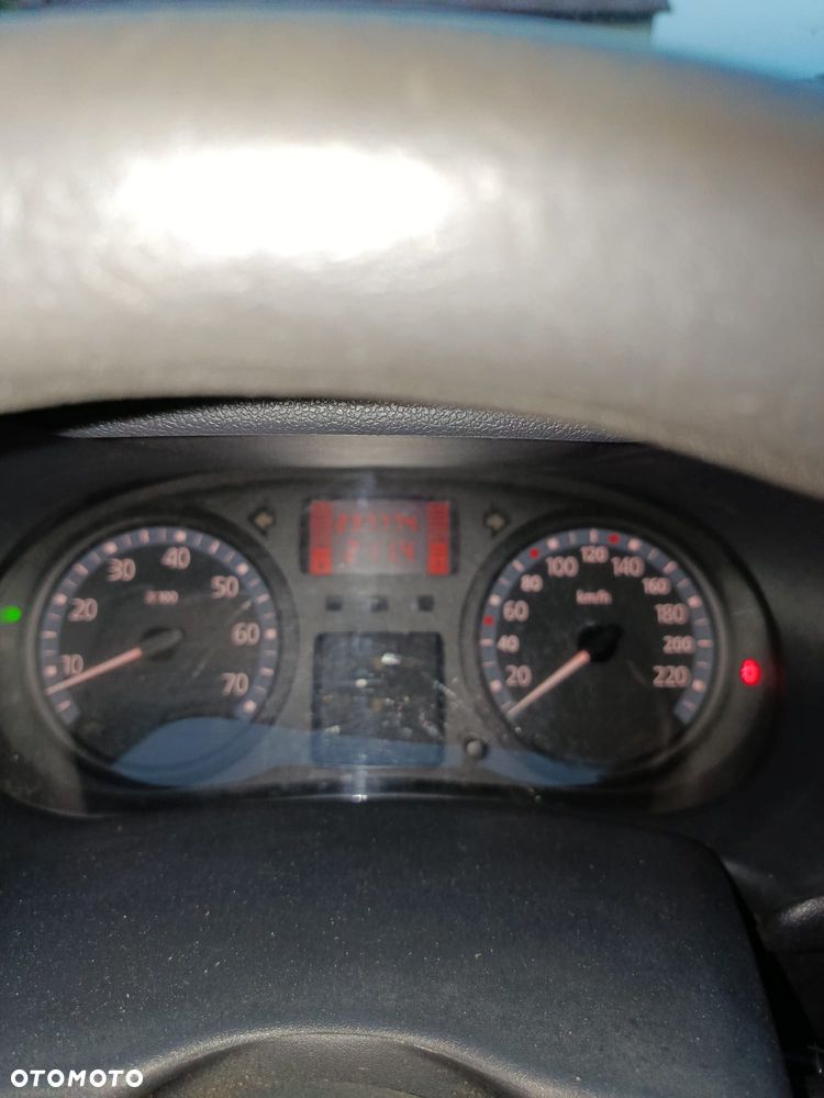 Renault Clio - 7