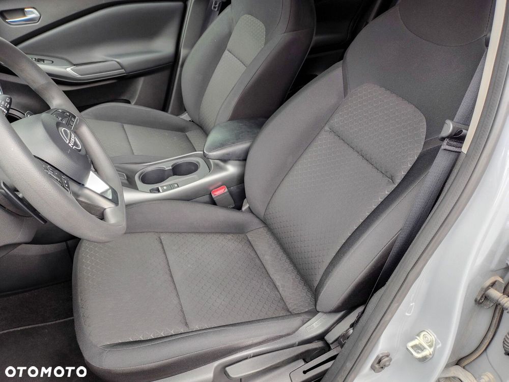 Nissan Juke 1.0 DIG-T Acenta DCT - 11