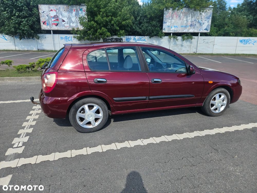 Nissan Almera - 3