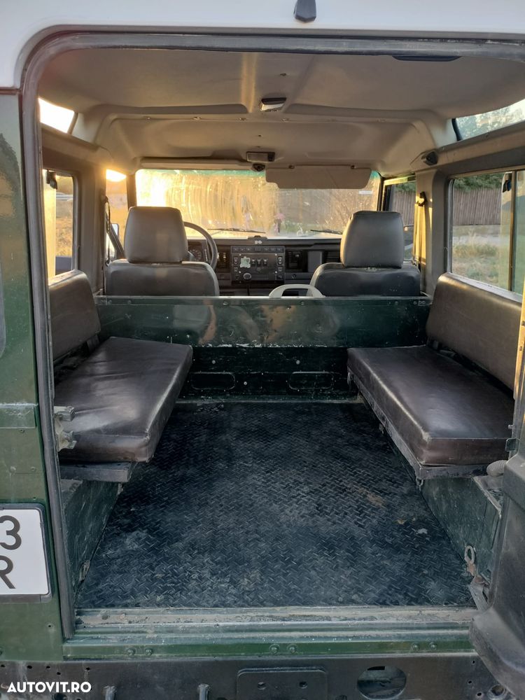 Land Rover Defender 90 Hard Top - 2